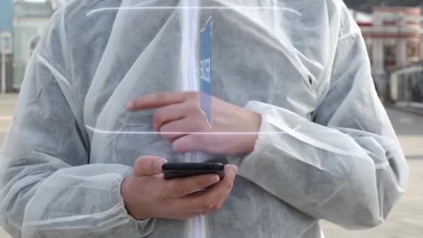 Homem em branco usa texto holográfico Seguro — Vídeo de Stock