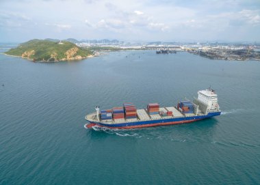 konteyner gemisi deniz yoluyla hisse senedi bağlantı noktası dışarı aktarma .