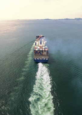 Kargo gemisinin havadan görünümü, kargo konteyner depo Harbor bir