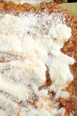 İtalyan lazanya pişirmeyi