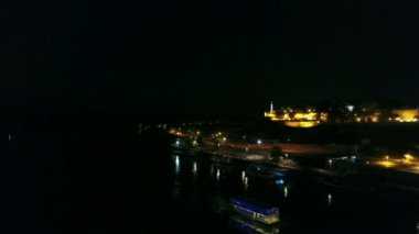 Nehir banka gece hava görünümünü 1