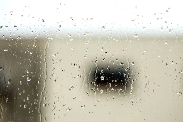 Chuva Cai Sobre Vidro Noite — Fotografia de Stock