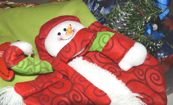 Kerstsok Met Sneeuwpop Geschenken — Stockfoto