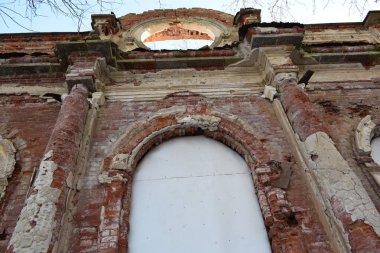 eski yıkılmış bina, mimari anıt