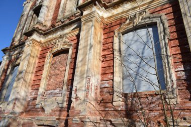 Roma İtalya 'da eski bir evin cephesi