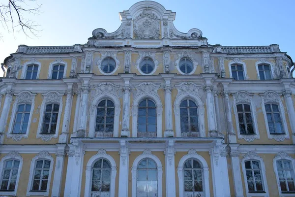 Fachada Edificio Antiguo —  Fotos de Stock