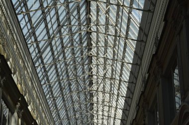 dükkan penceresi, mal ve hizmetler sergisi