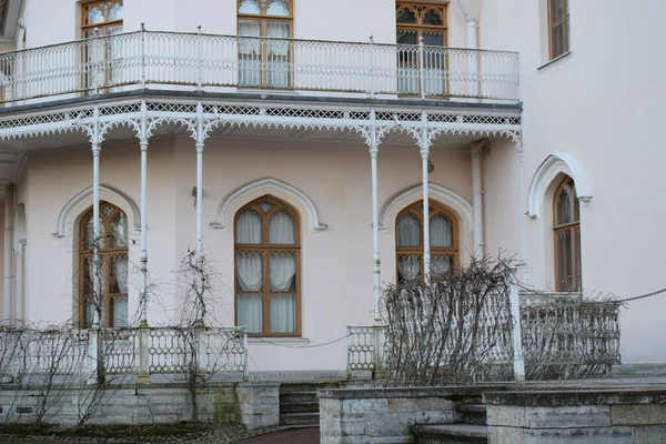 Historisk Kyrka Byggnad Parken — Stockfoto