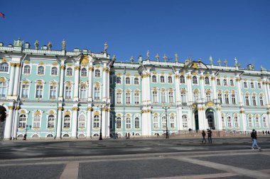 Büyük şehrin sokakları.