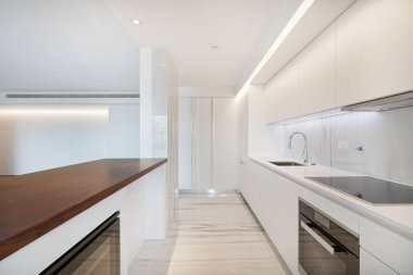 Evin içi, modern banyo..               