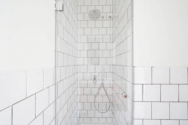ホームインテリア モダンなバスルーム — ストック写真
