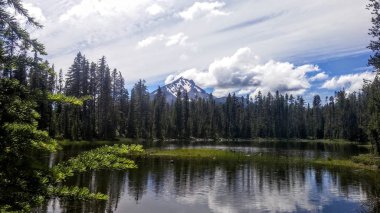 Oregon Cascades yaz aylarında