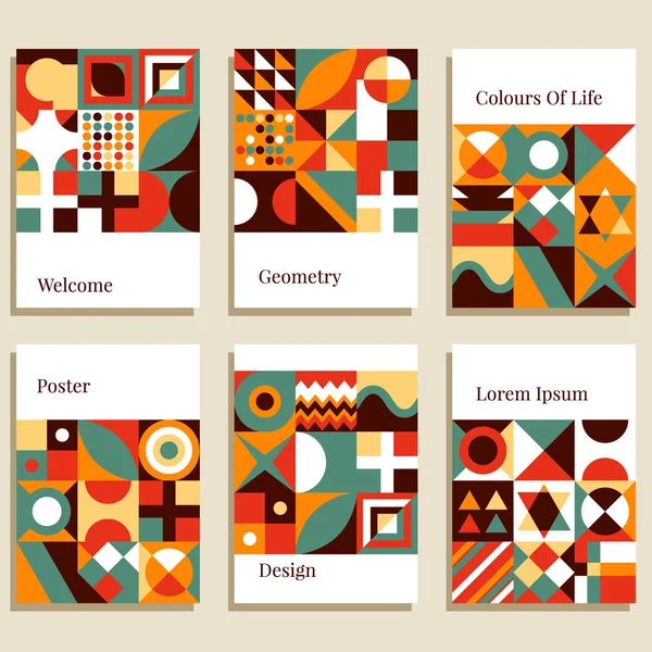 Moderne abstracte hoezen set, minimale hoezen ontwerp. Kleurrijke geometrische achtergrond. vectorillustratie — Stockvector