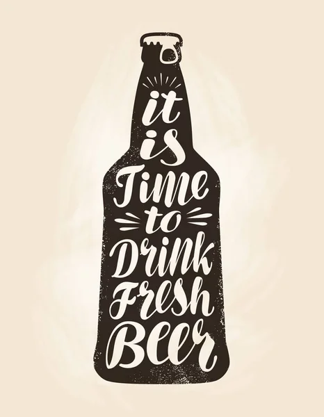 Botella de cerveza, etiqueta de cerveza. Letras, caligrafía ilustración vectorial. Símbolo de bebida o icono — Archivo Imágenes Vectoriales