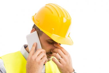Oluşturucu veya fon üzerinde konuşurken mimar vurguladı
