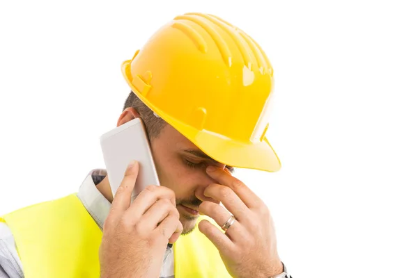 Oluşturucu veya fon üzerinde konuşurken mimar vurguladı