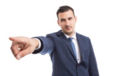 Patron Yöneticisi ateş gösterilen görevden gestur