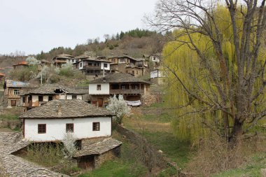 Leshten tarihsel Köyü