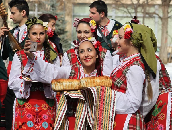 Awakening Horo Initiative Mass Dancing Bulgarian Traditional Dance Called Horo — Stock Photo, Image