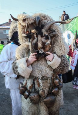 Elin Pelin, Sofya bölgesi, Bulgaristan - 02: 15 - 16: IV Ulusal Maskeli Balo Oyunları Festivali 