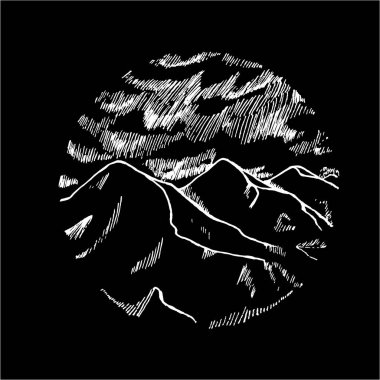 Dağların siyah ve beyaz resimleri daire çiziyor. Güzel bulutlar ve dağlar.