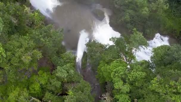 Thi lo su Cascades. Umphang Tak Thaïlande  