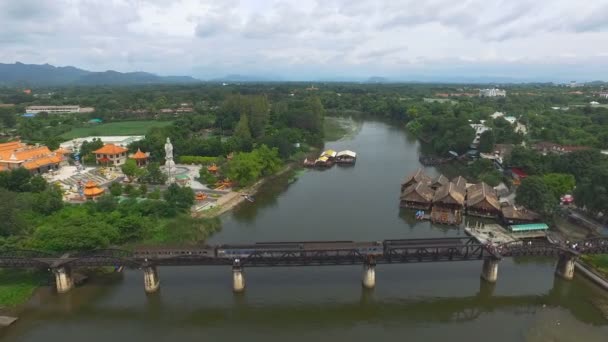 Vista Aérea Ponte Sobre Rio Kwai Kanchanaburi Tailândia — Vídeo de Stock