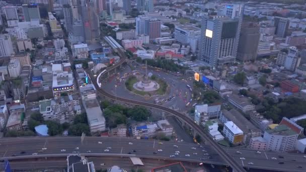Vista Aérea Del Monumento Victoria Durante Noche Bangkok Tailandia — Vídeos de Stock