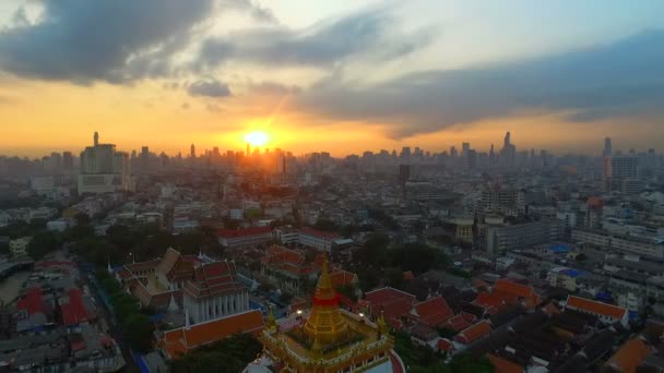 Aerial View Golden Mountain Phu Khao Thong Ancient Pagoda Wat — Stock Video
