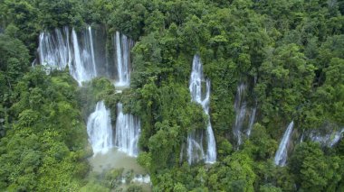 Thi Lo Su waterfall clipart
