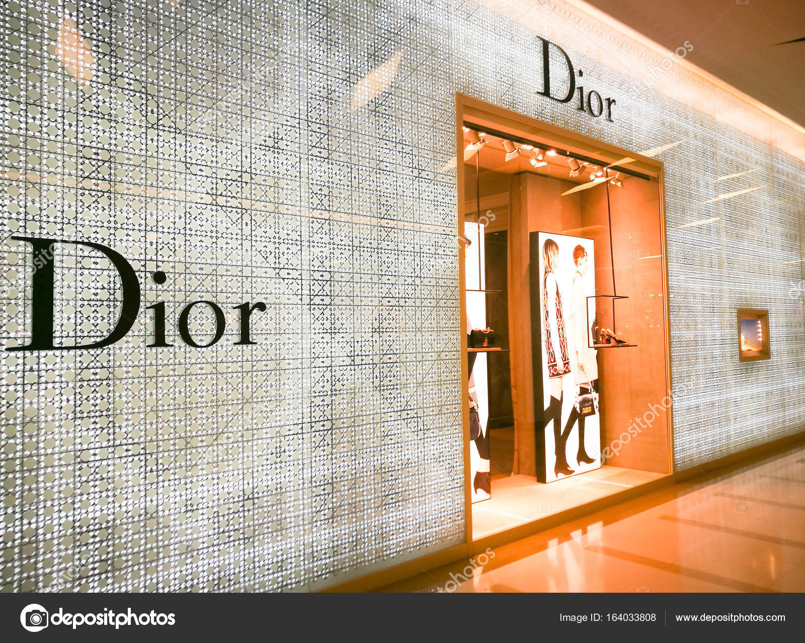 shop dior