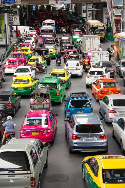 BANGKOK, THAILAND - 18 de julho de 2017: Traffic Jam At Siam Square, Bangkok Tailândia . — Fotografia de Stock