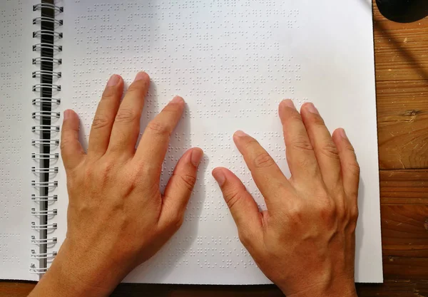 Top View Finger Touch To Braille Code, Blind Man Read Book Written In Braille. — Stock Photo, Image