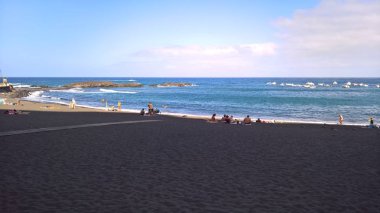 Kanarya Adaları güzel kıyısında