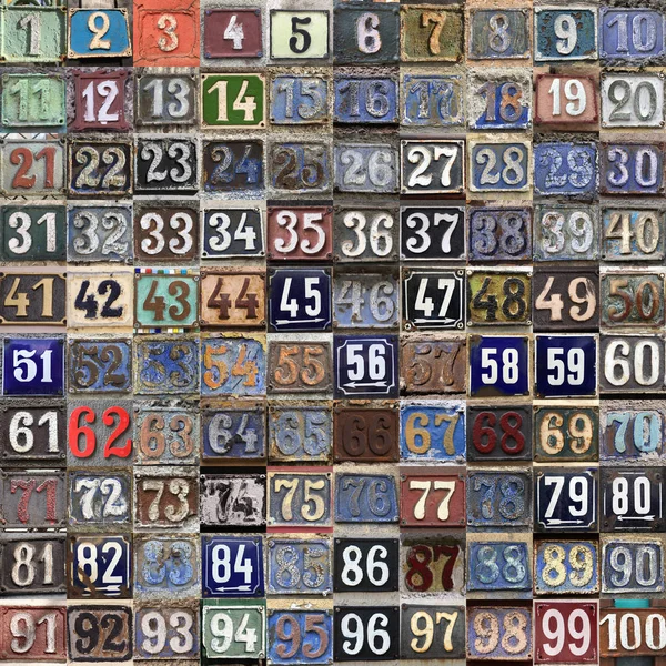 Vintage grunge cuadrado de metal oxidado placa de números, consecutivo —  Fotos de Stock