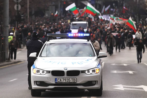 Полицейские машины блокируют движение в центральной части Софии — стоковое фото