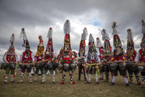 Masquerade fesztivál Elin Pelinben, Bulgáriában. Őshonos kultúra — Stock Fotó