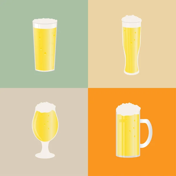 Set Bierkrüge und Gläser. — Stockvektor