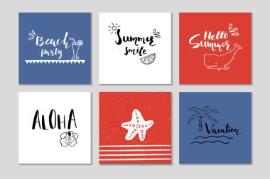 Güzel yaz posterler elle çizilmiş yazı ile ayarlayın. Yelken, tropikal tatil, afiş, davetiye, zarf, arka plan, günlük kartlar için şablonlar. Vektör çizim 