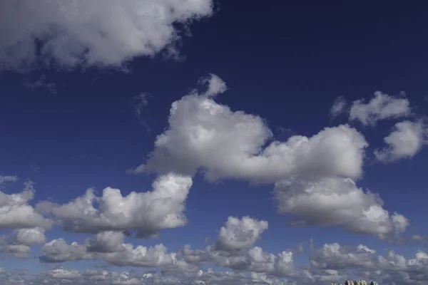 Nuvens Massa Visível Vapor Água Condensada Flutuando Atmosfera — Fotografia de Stock