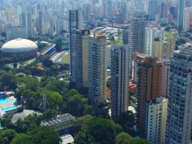 Ibirapuera Parkı ve sokak Sao Paulo, Brezilya