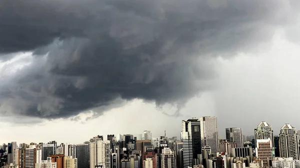 Före Regnet Sommar Storm Himmel Ovanför Staden Sao Paulo Stad — Stockfoto