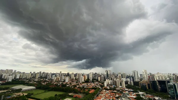 Före Regnet Sommar Storm Himmel Ovanför Staden Sao Paulo Stad — Stockfoto