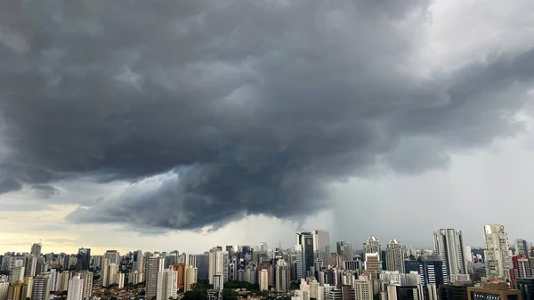 Avant Pluie Ciel Orageux Été Dessus Ville Ville Sao Paulo — Photo
