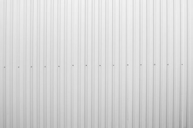 Duvarın beyaz katmanlı metal doku yüzeyi. Çelik arka planı galvanize et.