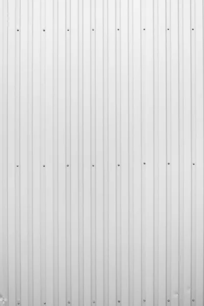 Білий гофрований металевий лист текстури поверхні стіни. Оцинкований сталевий фон . — стокове фото