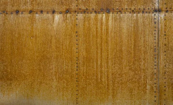 Painted metal rusted background. Metal rust texture. Erosion metal. Scratched and dirty texture on outdoor rusted metal wall. — Stock Photo, Image