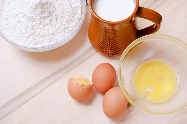 Wicker Basket Eggs Heap Flour Glass Milk Sugar Butter White — Stock Photo, Image