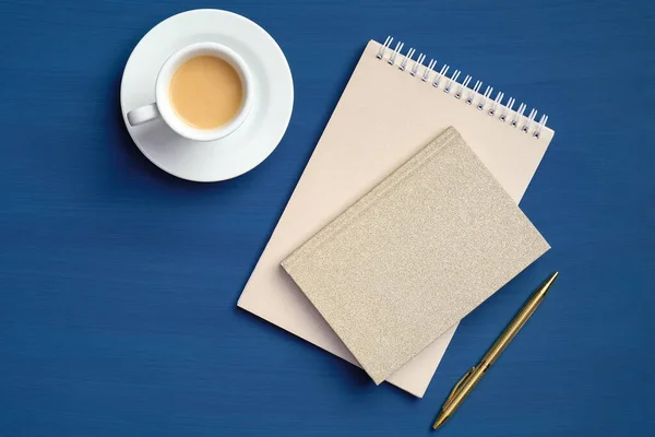 Cup Coffee Blank Paper Notebook Notepad Dark Blue Table Flat — Stock Photo, Image