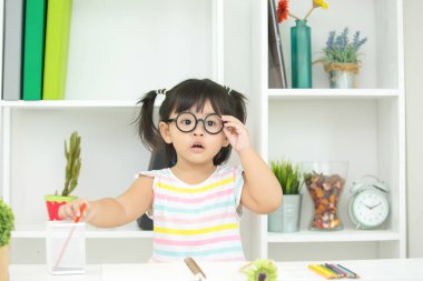 Çocuklar öğrenmekle ilgilenmezler..